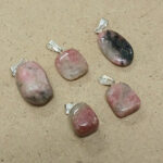 Dije rolado s/e de Rodonita rosa/negro - Imagen 2