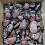 Dije rolado s/e de Rodonita rosa/negro - Imagen 4