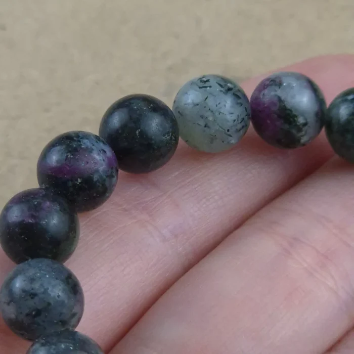 Pulsera 8mm de Ruby con zoisita - Imagen 1