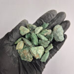 Piedra en bruto de Fucsita