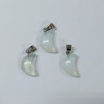 Dije luna de Opalina