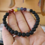 Pulsera 6mm de Siete Chakras con lava