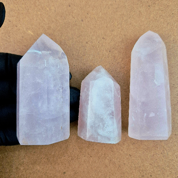 Principal Obelisco de Cuarzo rosa - Imagen 1