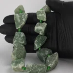 Pieza de piedra perforada en bruto de Cuarzo verde - Imagen 3