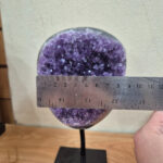 Amatista con soporte  Pieza 1 - Imagen 3