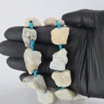 Pieza de piedra perforada en bruto de Amazonita - Imagen 2