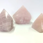 Punta rustica de Cuarzo rosa
