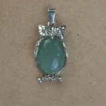 Dije Buho metal de Cuarzo verde