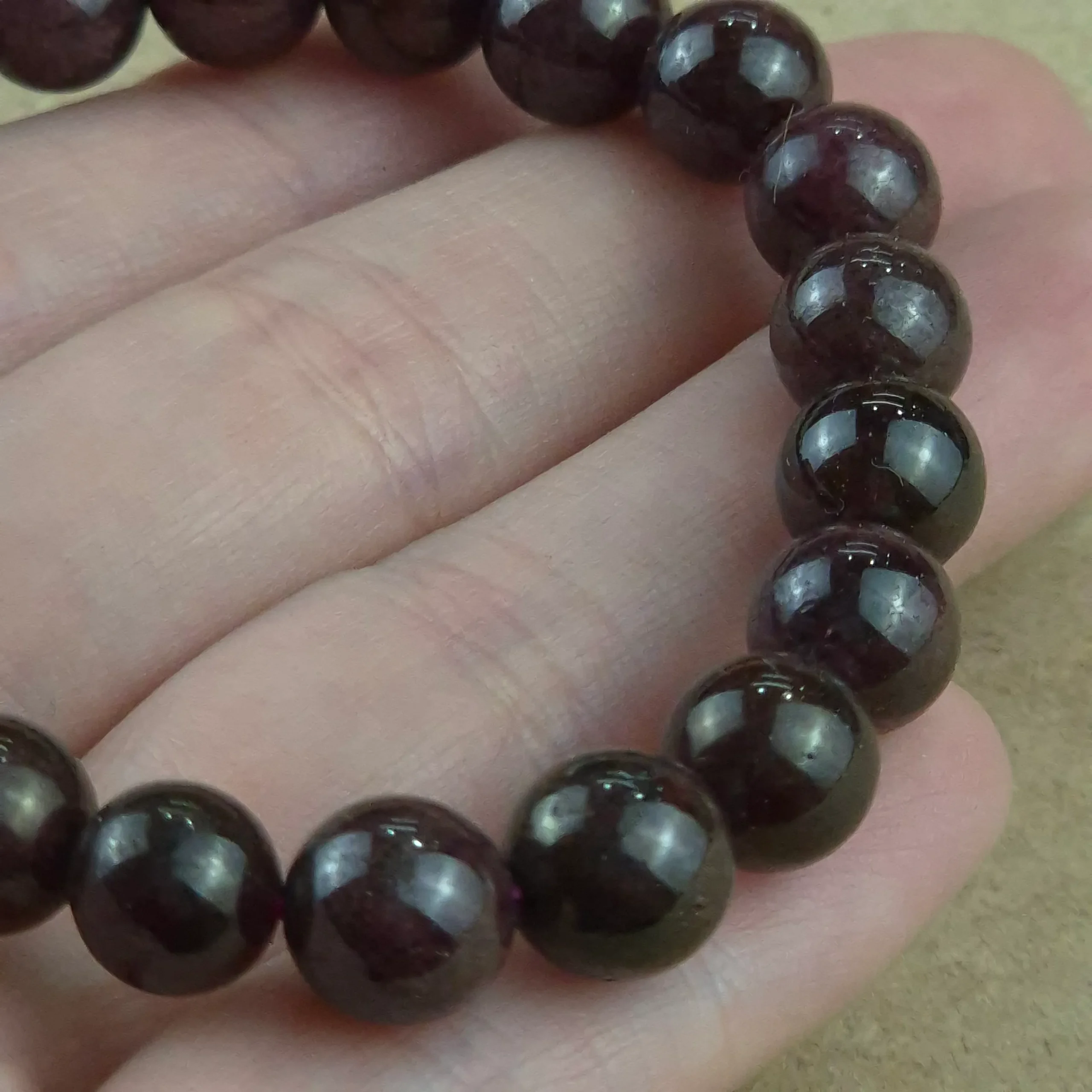 PU8MM-51-1.webp Pulsera 8mm de Granate - Imagen 1