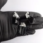 Dije bruto c/e de Obsidiana Negra