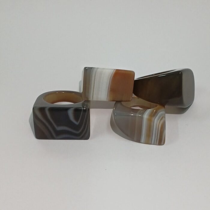 Anillo macizo de Agata gris - Imagen 2
